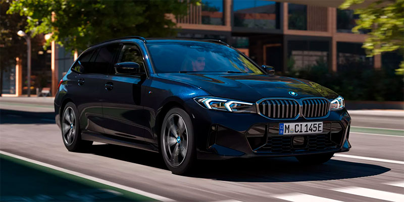 BMW 330e xDrive Touring plug-in hybridi